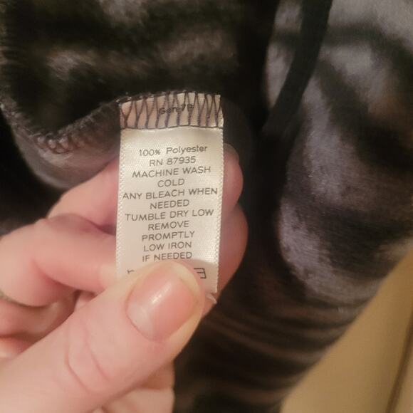 Susan Graver Womens Animal Print Fleece Vests Size M Lot Of 2 Leopard Zebra - Picture 5 of 7